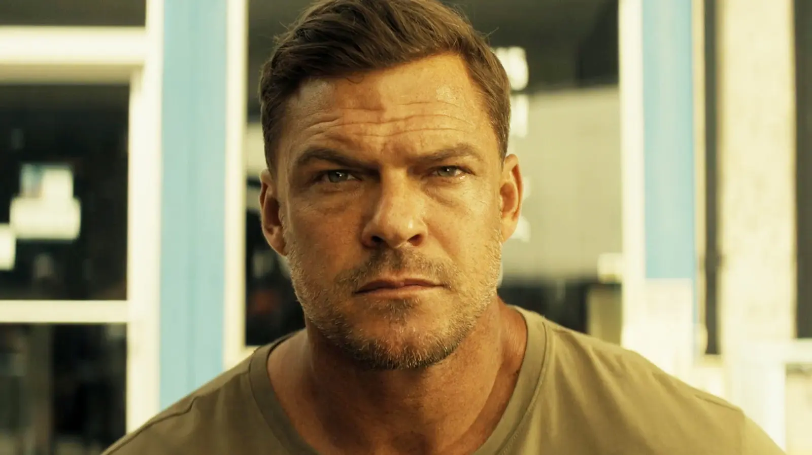 DC Studios confirmă discuții cu Alan Ritchson pentru roluri de villain