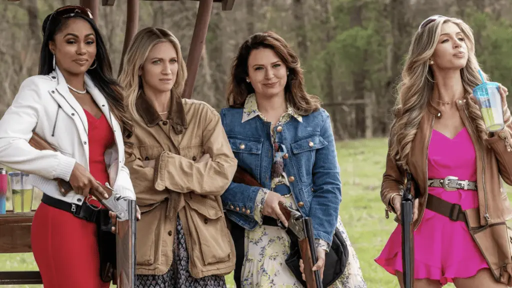 Netflix revine în Texas cu a doua stagiune a The Hunting Wives